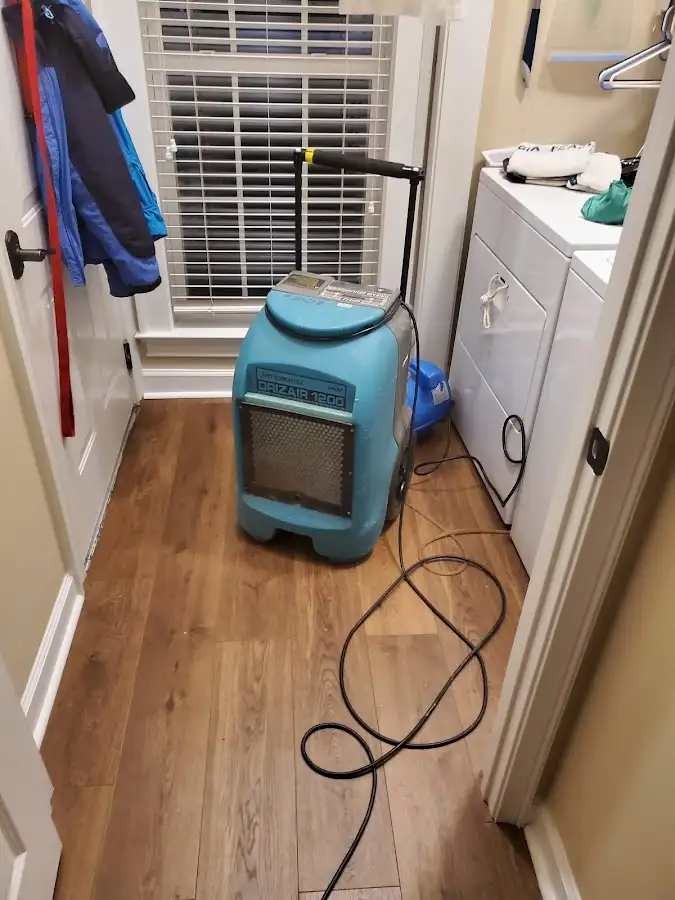 Commercial dehumidifier deployed for Flood Damage Cleanup in Pecan Grove